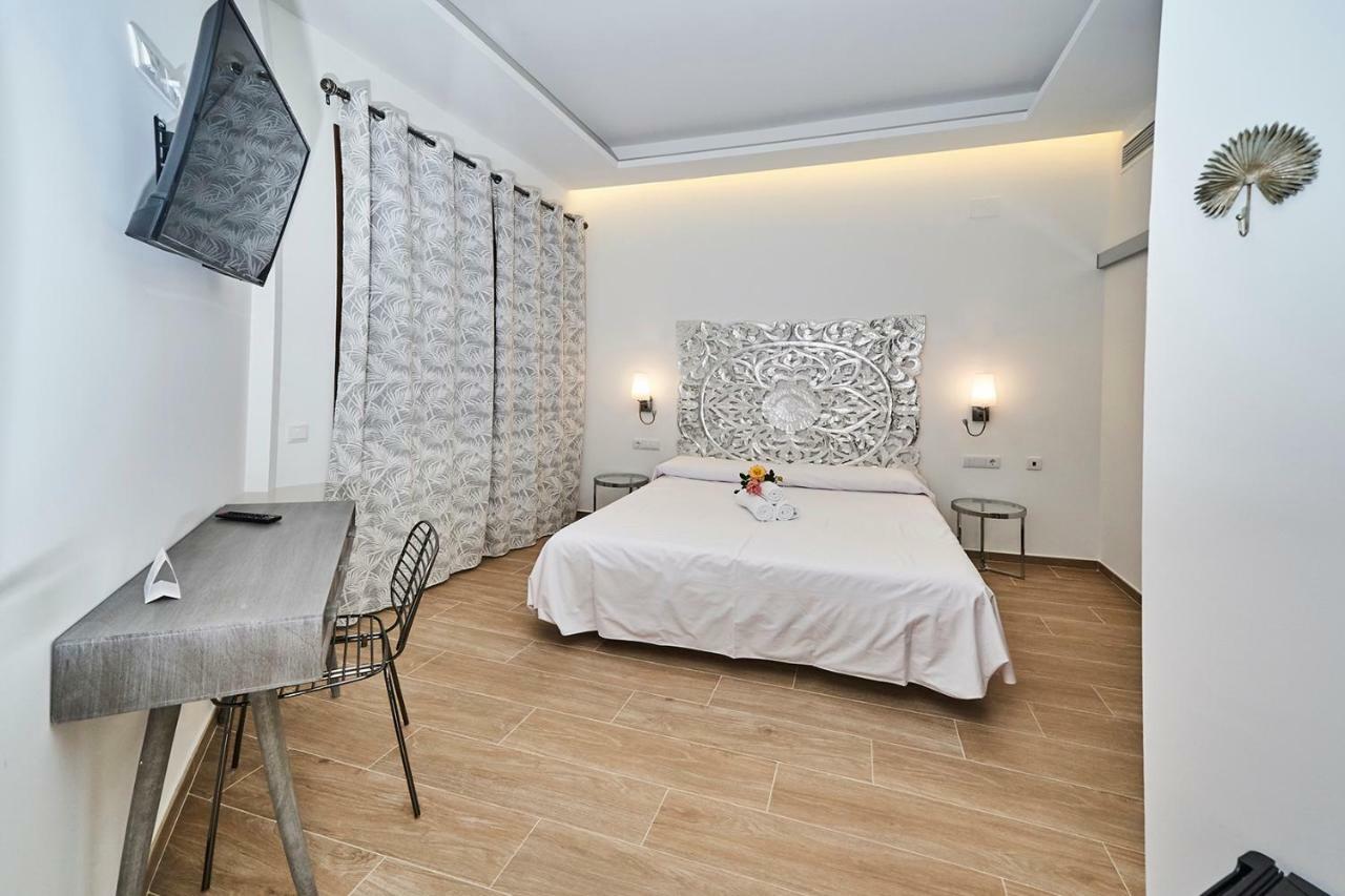Hotel Bajamar Ancladero Playa Nerja Zewnętrze zdjęcie