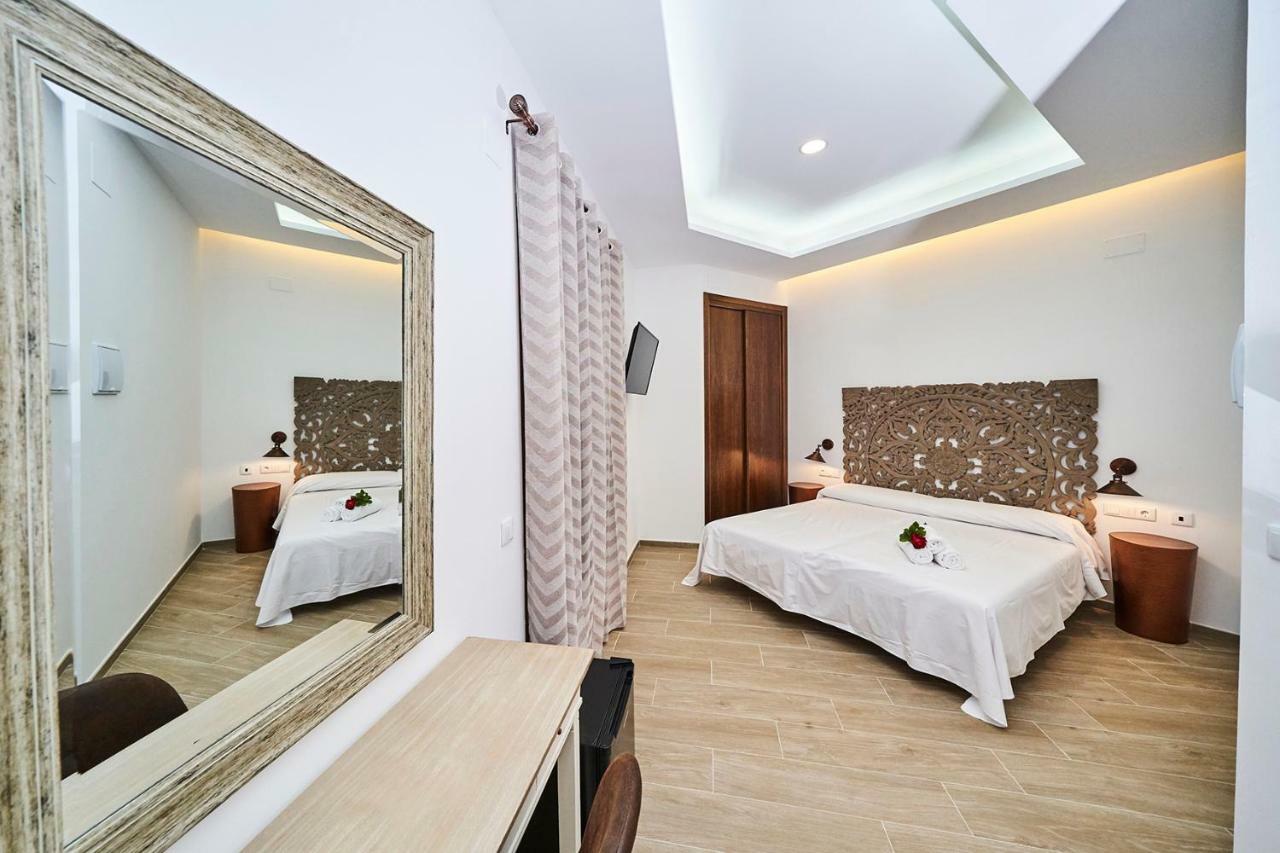 Hotel Bajamar Ancladero Playa Nerja Zewnętrze zdjęcie