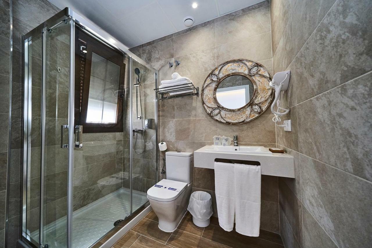 Hotel Bajamar Ancladero Playa Nerja Zewnętrze zdjęcie