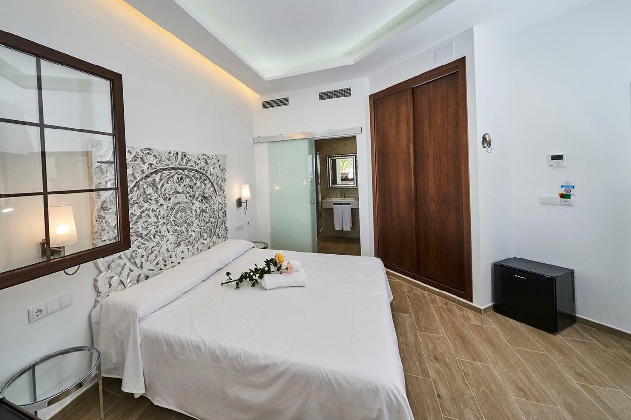 Hotel Bajamar Ancladero Playa Nerja Zewnętrze zdjęcie